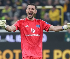 图片报：为下赛季寻找二号门将，拜仁有意汉堡33岁老将费尔南德斯